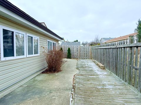 Tiny photo for 28 W Devon Avenue, Glendale Heights, IL 60139 (MLS # 12575678)