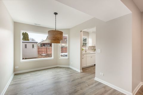 Tiny photo for 1283 Huntington Drive, Mundelein, IL 60060 (MLS # 12567976)