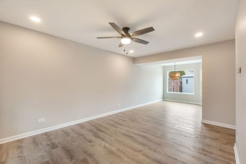 Tiny photo for 1283 Huntington Drive, Mundelein, IL 60060 (MLS # 12567976)