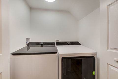 Tiny photo for 1283 Huntington Drive, Mundelein, IL 60060 (MLS # 12567976)