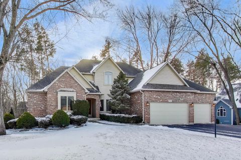 Photo of 14267 Castlebar Trail, Woodstock, IL 60098 (MLS # 12537888)