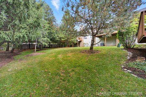 Tiny photo for 1017 Tartan Court, Wheaton, IL 60187 (MLS # 12490173)