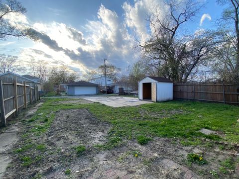 Tiny photo for 14622 Kenwood Avenue, Dolton, IL 60419 (MLS # 12487654)