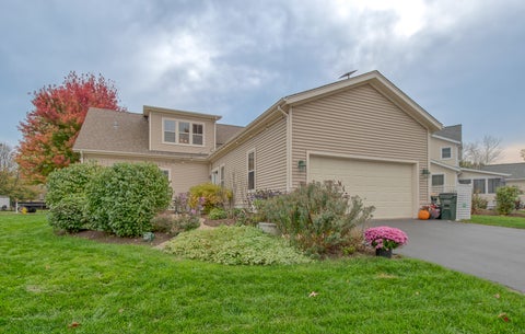 Tiny photo for 658 Indian Path Road, Grayslake, IL 60030 (MLS # 12795890)