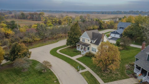 Tiny photo for 658 Indian Path Road, Grayslake, IL 60030 (MLS # 12795890)