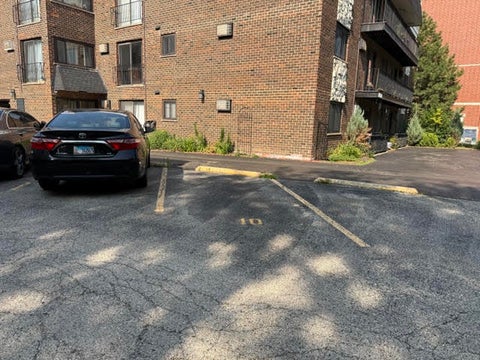 Tiny photo for 677 S RIVER Road #2A, Des Plaines, IL 60016 (MLS # 12710217)
