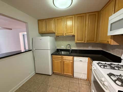 Tiny photo for 677 S RIVER Road #2A, Des Plaines, IL 60016 (MLS # 12710217)