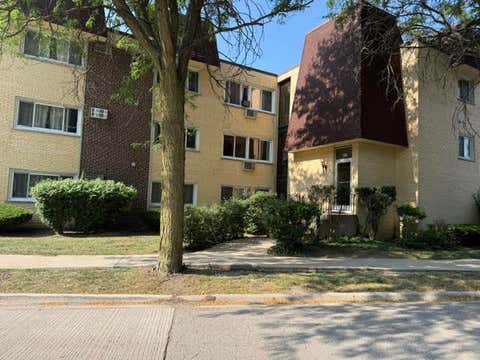 Tiny photo for 677 S RIVER Road #2A, Des Plaines, IL 60016 (MLS # 12710217)
