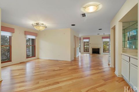 Tiny photo for 2060 N Charter Point Drive #0, Arlington Heights, IL 60004 (MLS # 12524791)