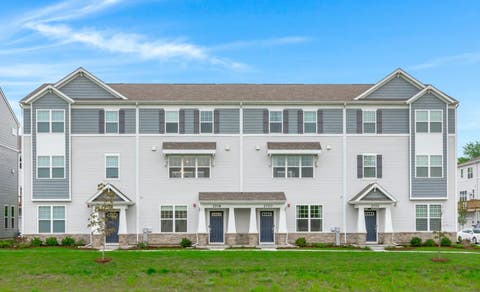 Tiny photo for 2718 Lily Lane, Rolling Meadows, IL 60008 (MLS # 12657781)
