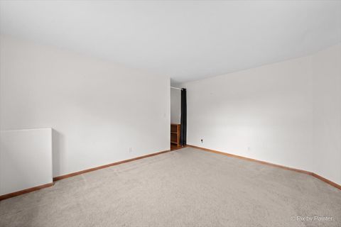 Tiny photo for 1404 New Haven Drive, Cary, IL 60013 (MLS # 12621499)