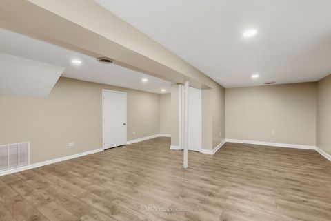 Tiny photo for 3098 Lynnwood Court, Streamwood, IL 60107 (MLS # 12491888)