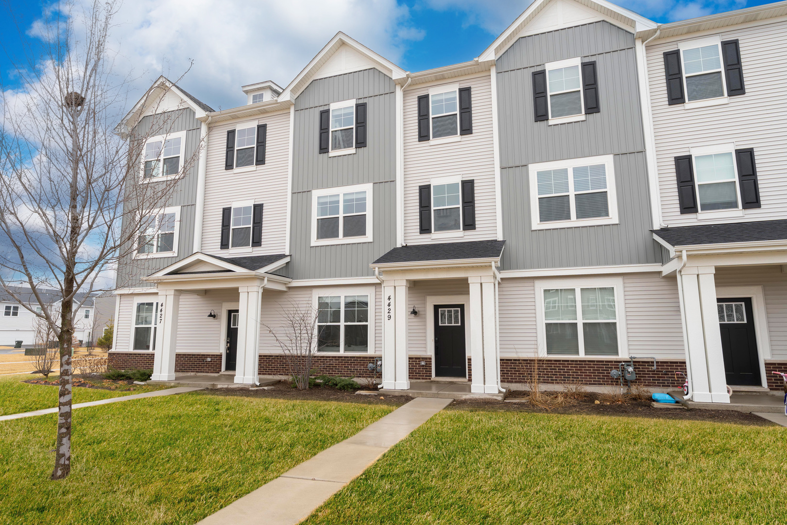 4429 Chelsea Manor Circle