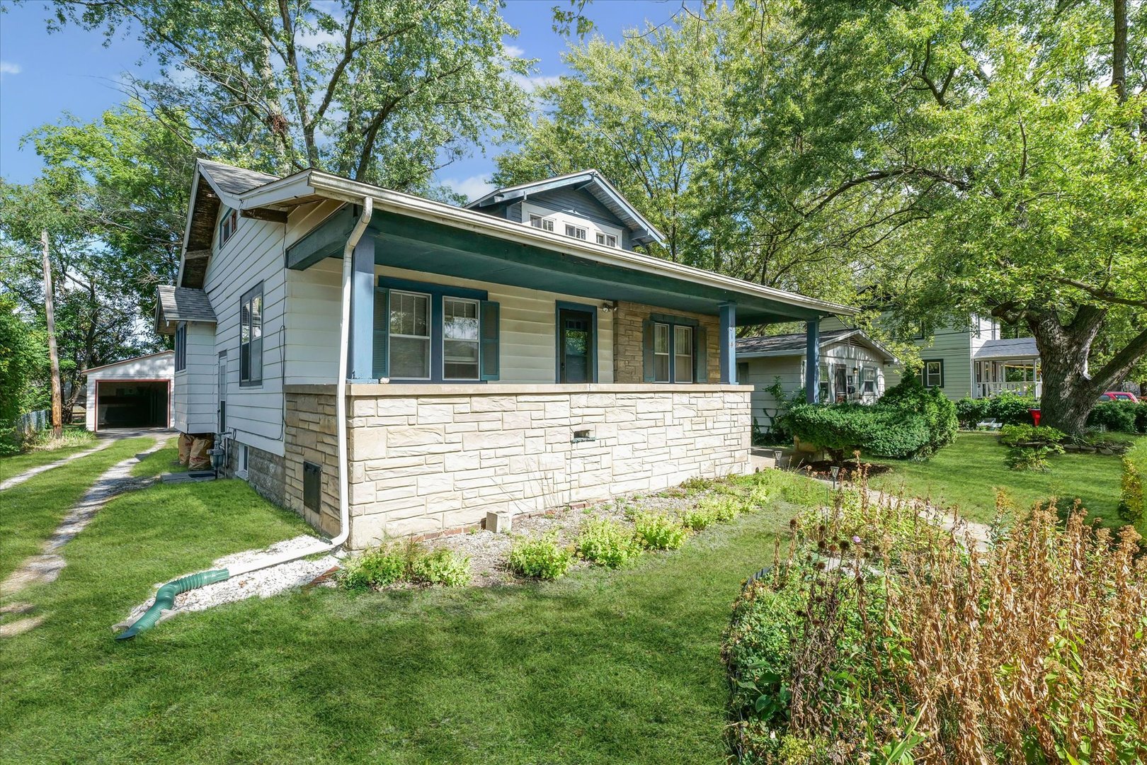 1314 W Columbia Avenue