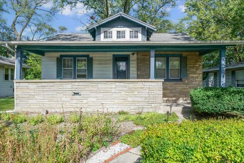 Photo of 1314 W Columbia Avenue, Champaign, IL 61821 (MLS # 12491658)