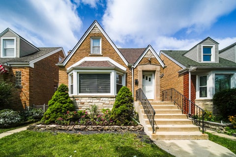 Photo of 3230 N Neva Avenue, Chicago, IL 60634 (MLS # 12764229)