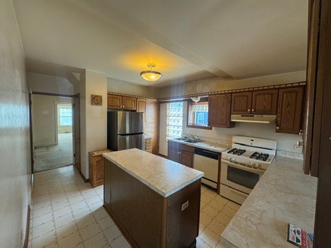 Tiny photo for 2726 Clarence Avenue, Berwyn, IL 60402 (MLS # 12752144)