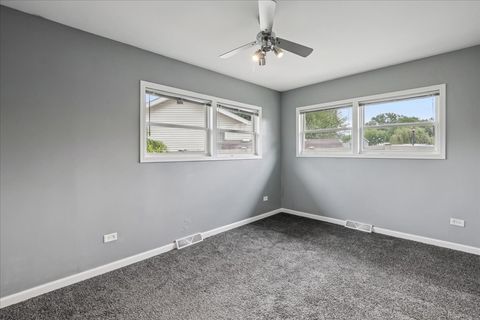 Tiny photo for 524 Park Avenue, Fox Lake, IL 60020 (MLS # 12656117)