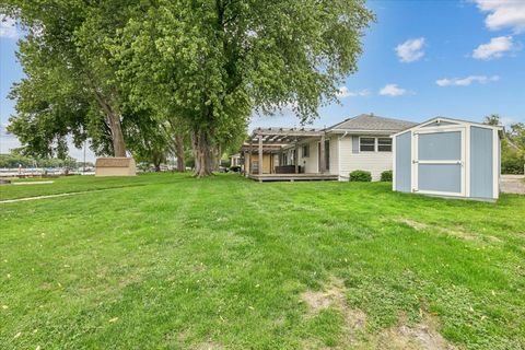 Tiny photo for 524 Park Avenue, Fox Lake, IL 60020 (MLS # 12656117)