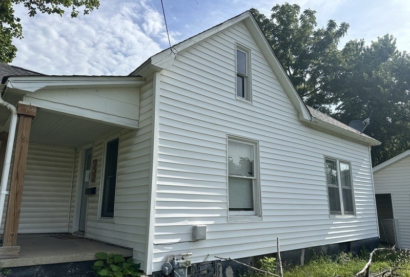 706 N Victor Street