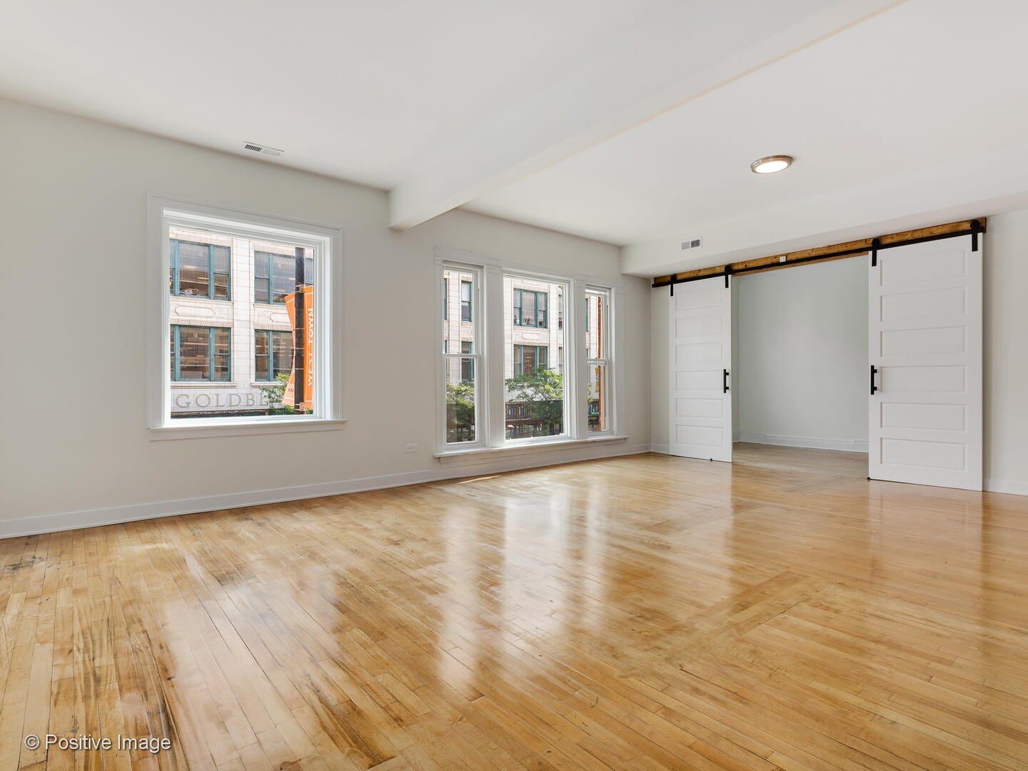 1618 W Chicago Avenue 2