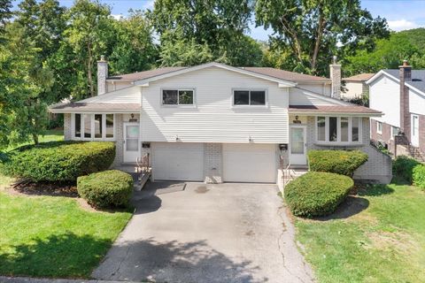 1702 N Drury Lane Arlington Heights IL 60004