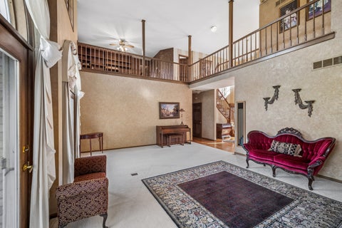 Tiny photo for 36W650 W Ridgewood Lane, St. Charles, IL 60175 (MLS # 12786286)
