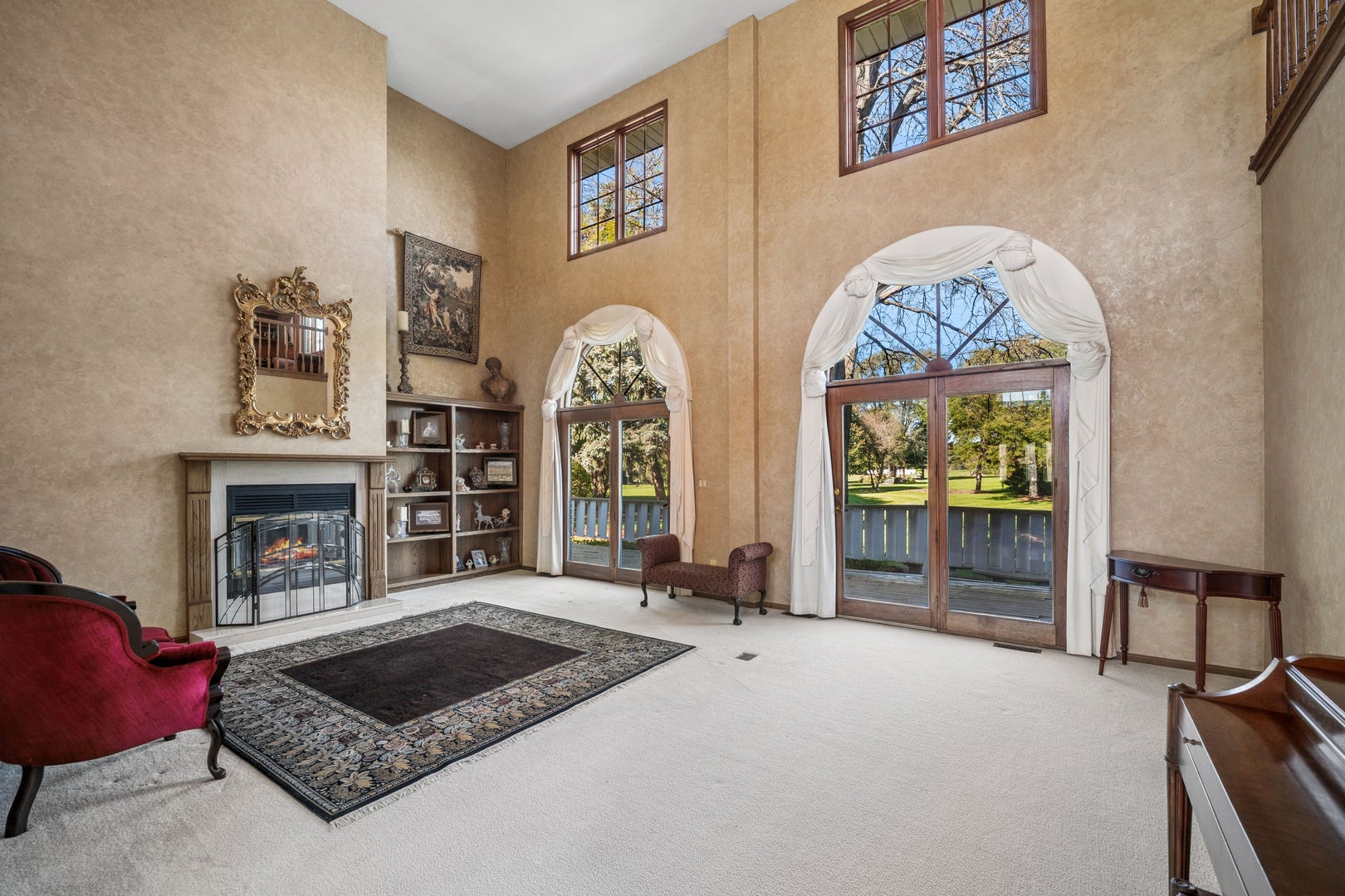 36W650 W Ridgewood Lane