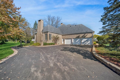 Tiny photo for 36W650 W Ridgewood Lane, St. Charles, IL 60175 (MLS # 12786286)