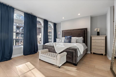 Tiny photo for 363 W SUPERIOR Street #B, Chicago, IL 60654 (MLS # 12761964)