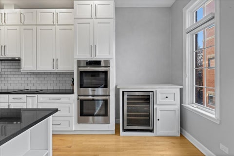 Tiny photo for 363 W SUPERIOR Street #B, Chicago, IL 60654 (MLS # 12761964)