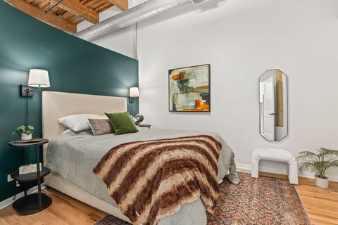 Tiny photo for 215 N Aberdeen Street #202B, Chicago, IL 60607 (MLS # 12516396)