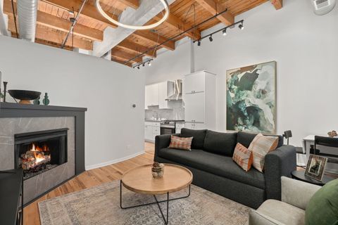 Tiny photo for 215 N Aberdeen Street #202B, Chicago, IL 60607 (MLS # 12516396)