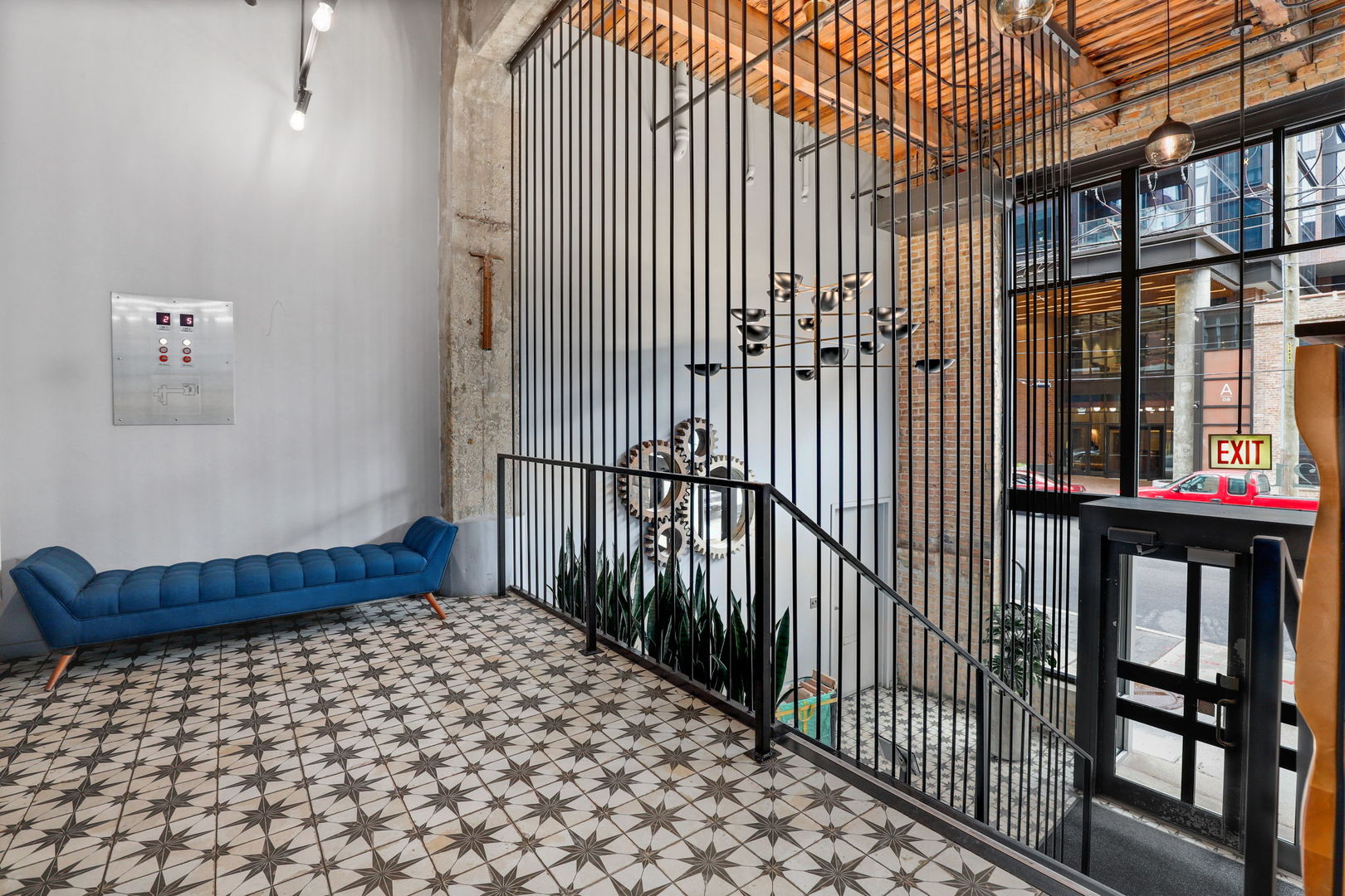 215 N Aberdeen Street 202B