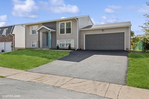 A home in Country Club Hills