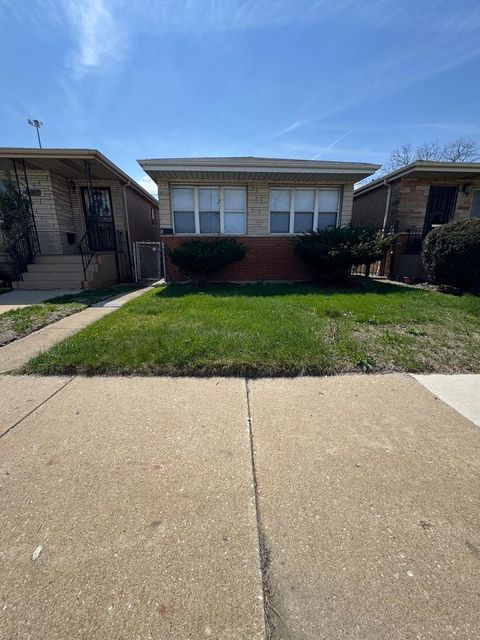 Photo of 39 W 83rd Street, Chicago, IL 60620 (MLS # 12614161)