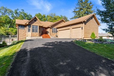 Photo of 28740 W Bloners Drive, Cary, IL 60013 (MLS # 12476696)