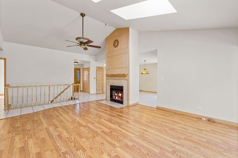 Tiny photo for 28740 W Bloners Drive, Cary, IL 60013 (MLS # 12476696)