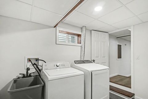 Tiny photo for 507 Northgate Road, Lindenhurst, IL 60046 (MLS # 12553341)