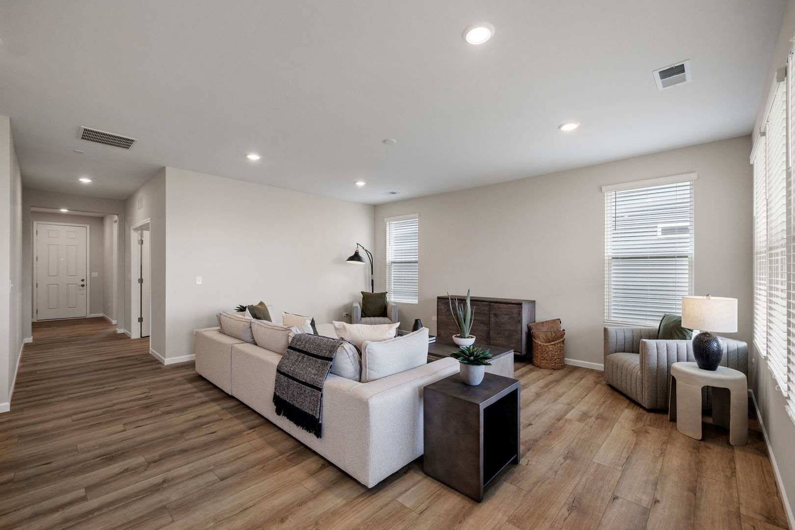 3214 Lincoln Prairie Boulevard