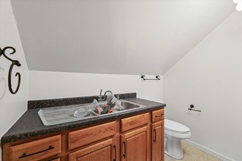 Tiny photo for 325 N Market Street, Hoopeston, IL 60942 (MLS # 12630606)