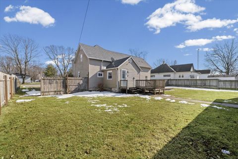 Tiny photo for 325 N Market Street, Hoopeston, IL 60942 (MLS # 12630606)