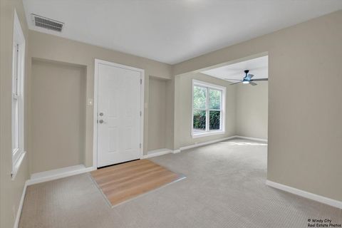 Tiny photo for 123 E Pineview Drive, Round Lake Park, IL 60073 (MLS # 12489778)