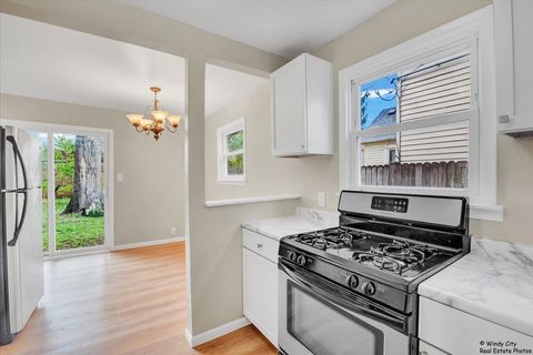 Tiny photo for 123 E Pineview Drive, Round Lake Park, IL 60073 (MLS # 12489778)