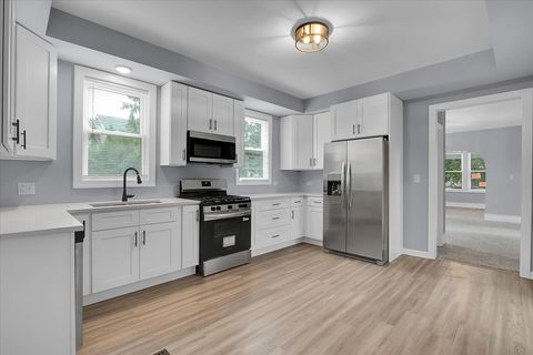 Tiny photo for 311 N Kinzie Street, Thornton, IL 60476 (MLS # 12491809)