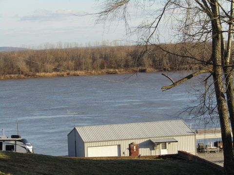 Tiny photo for 423 3rd Street, Rosiclare, IL 62982 (MLS # 12589009)