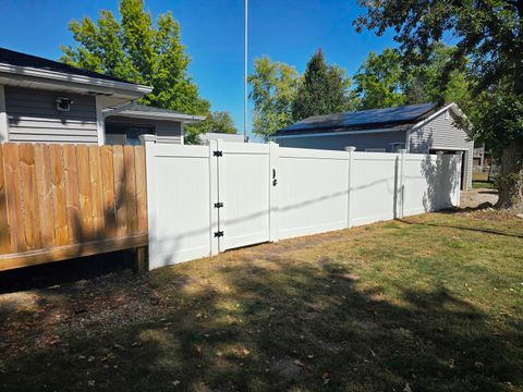 Tiny photo for 602 N 4th Avenue, Chenoa, IL 61726 (MLS # 12484206)