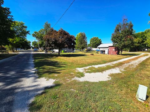 Tiny photo for 602 N 4th Avenue, Chenoa, IL 61726 (MLS # 12484206)