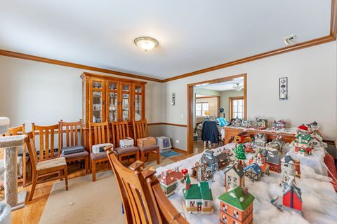 Tiny photo for 38W725 Cloverfield Drive, St. Charles, IL 60175 (MLS # 12531135)