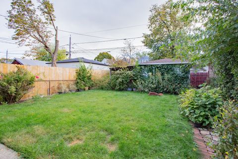 Tiny photo for 4533 N Karlov Avenue, Chicago, IL 60630 (MLS # 12499206)